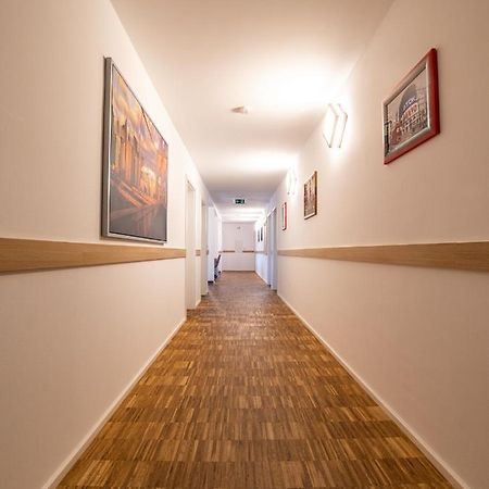 Pension Zum Bergmann Böhlen Kültér fotó
